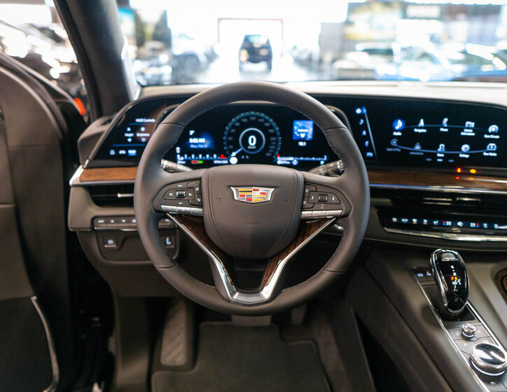 Cadillac Escalade 19