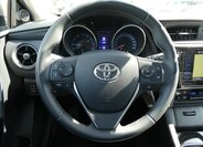 Toyota Auris Kombi 1,3 l 73 kw