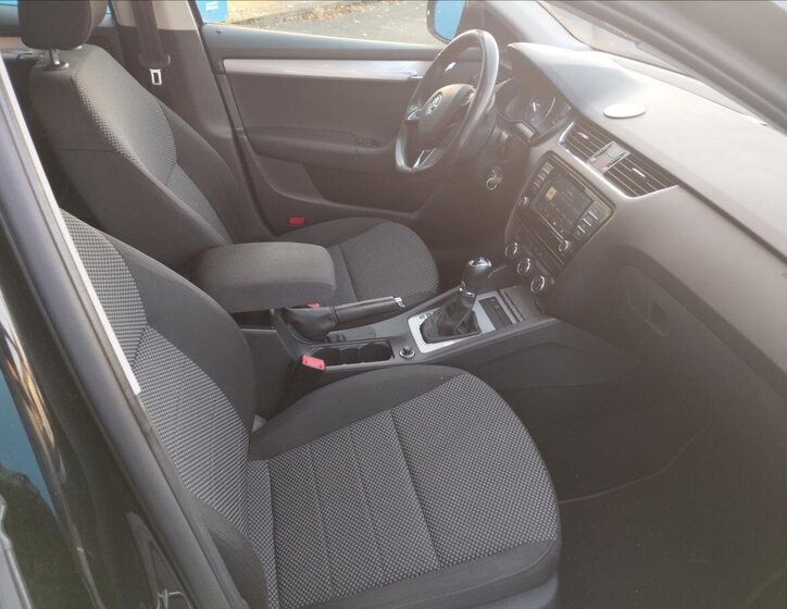 Škoda Octavia Kombi 2,0 l 110 kw