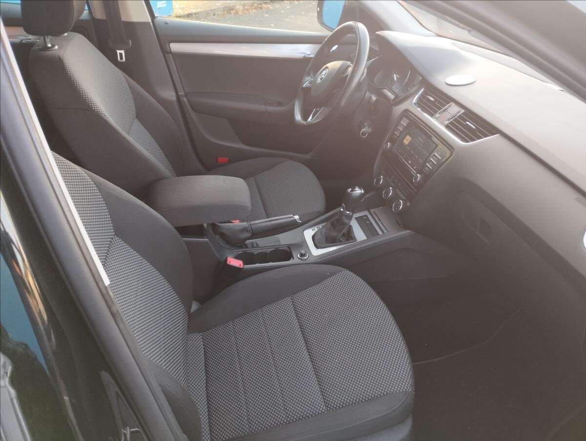 Škoda Octavia Kombi 2,0 l 110 kw