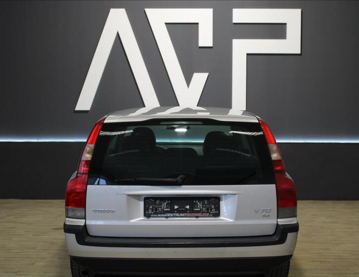 Volvo V70 7