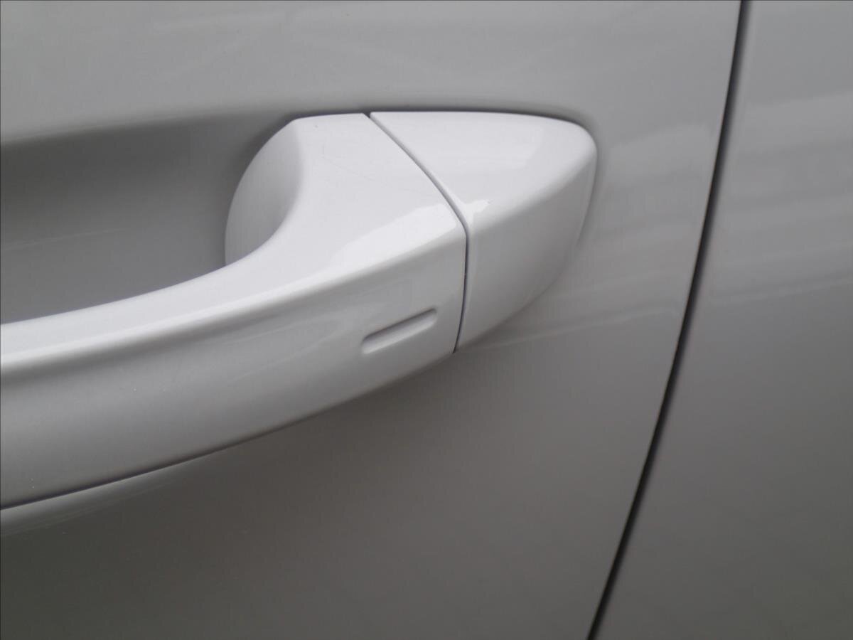 Škoda Kodiaq SUV / Terénní 1,5 l 110 kw