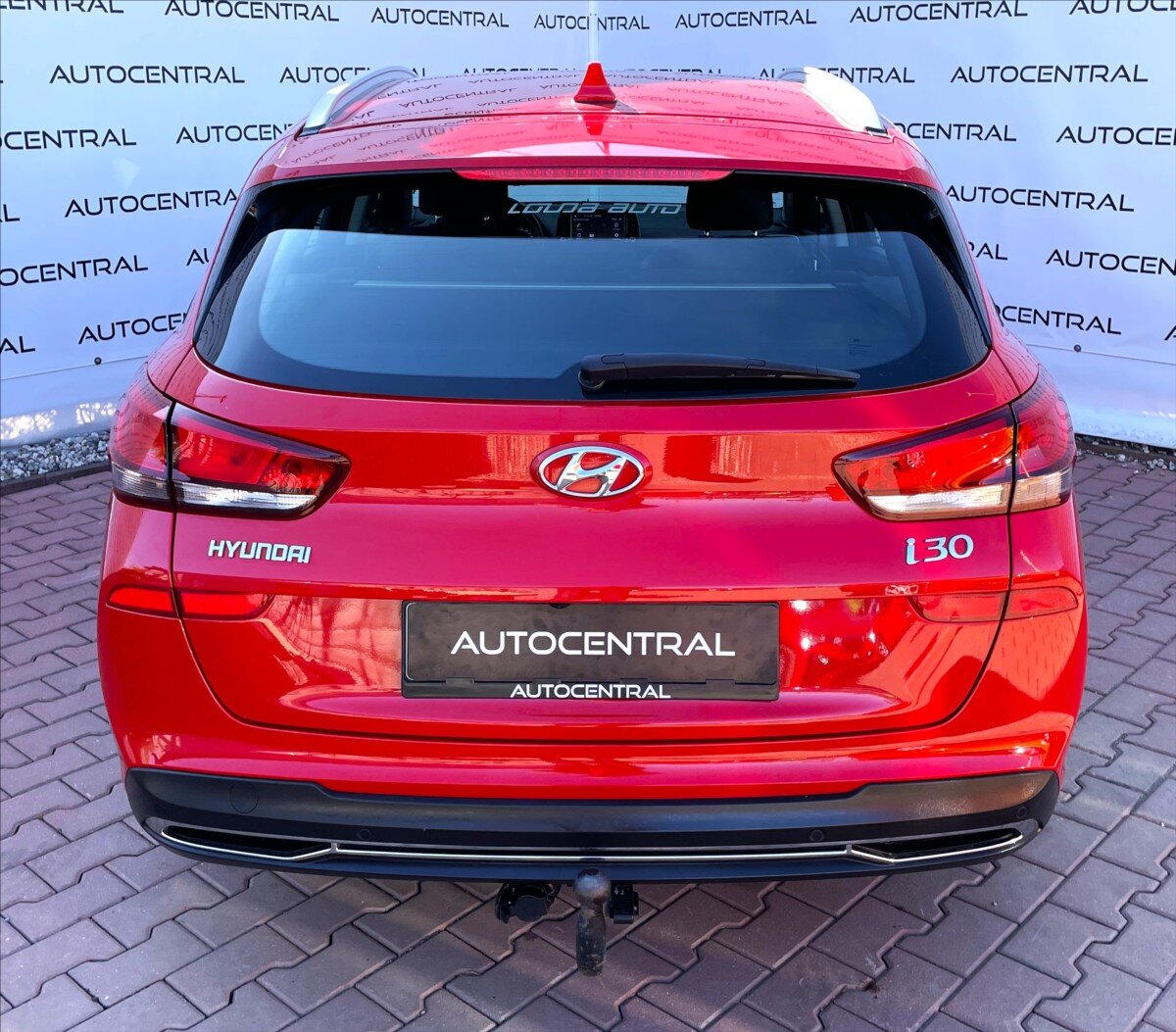 Hyundai i30 Kombi 998,0 88 kw