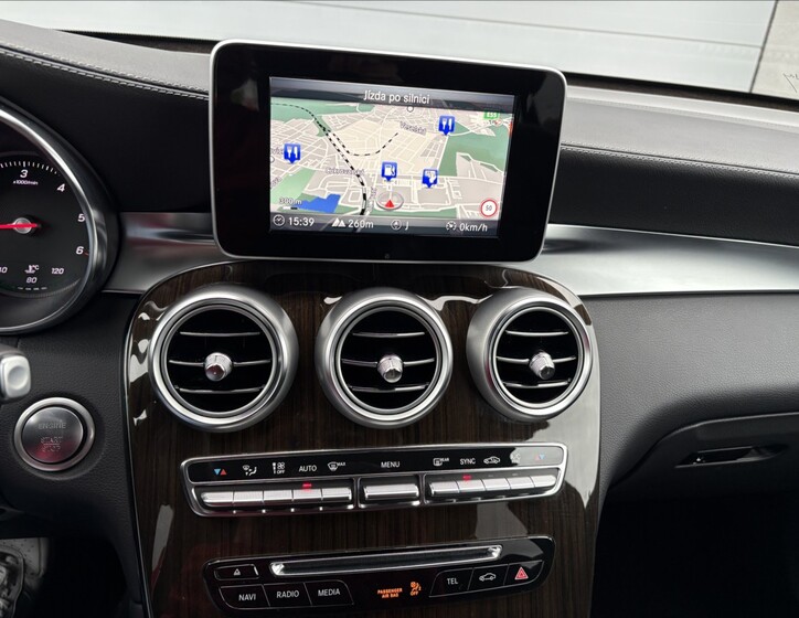 Mercedes-Benz GLC 14