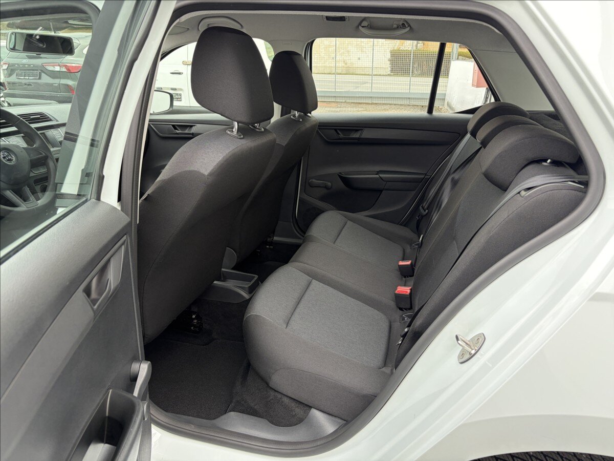 Škoda Fabia Hatchback 999,0 44 kw