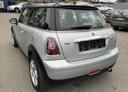 Mini Cooper Hatchback 1,6 l 88 kw