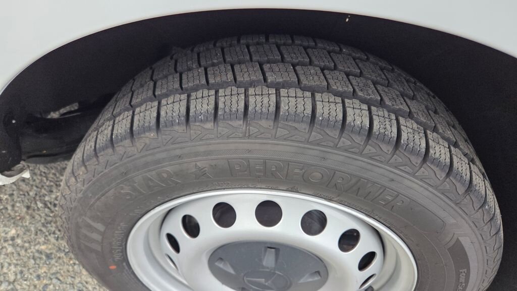 Mercedes-Benz Vito Skříň 2,0 l 120 kw