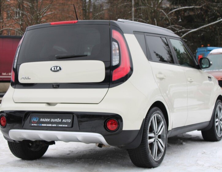 KIA Soul Hatchback 1,6 l 97 kw