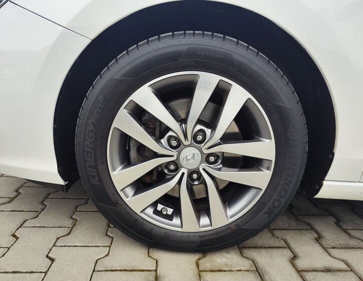 Hyundai i30 Kombi 1,4 l 103 kw