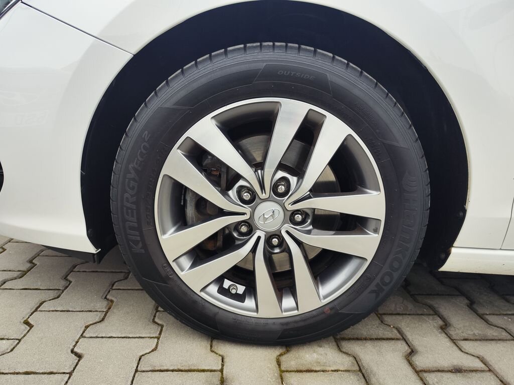 Hyundai i30 Kombi 1,4 l 103 kw