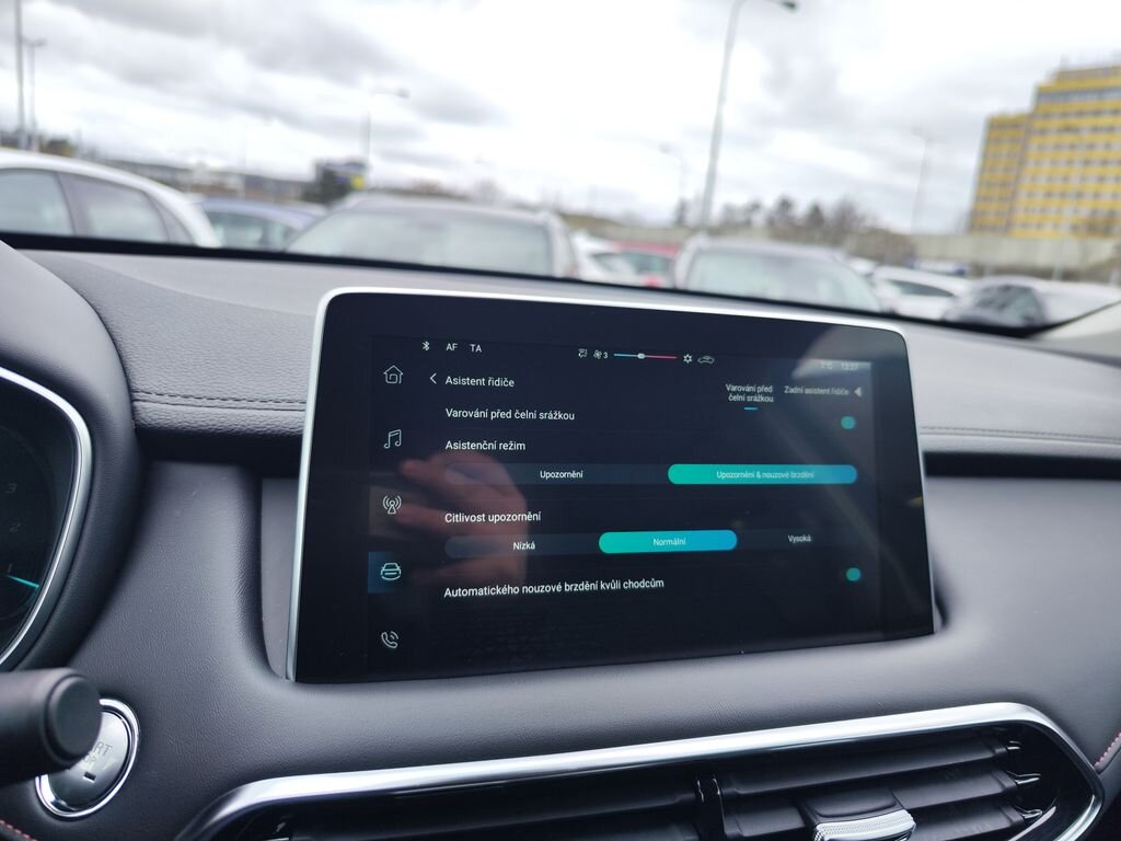 MG Ostatní SUV / Terénní 1,5 l 119 kw