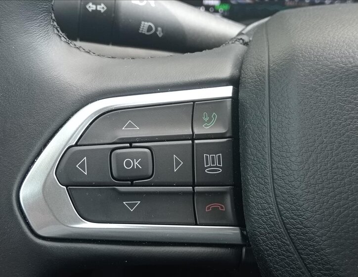 Jeep Compass SUV / Terénní 1,3 l 132 kw