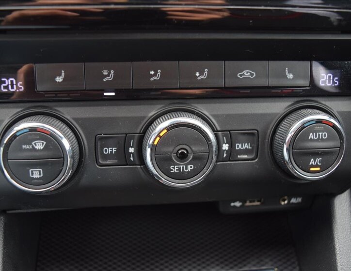 Škoda Octavia Sedan / Limuzína 2,0 l 135 kw