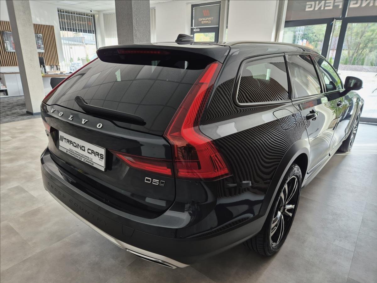 Volvo V90 Kombi 2,0 l 177 kw