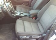 Volkswagen Passat 25