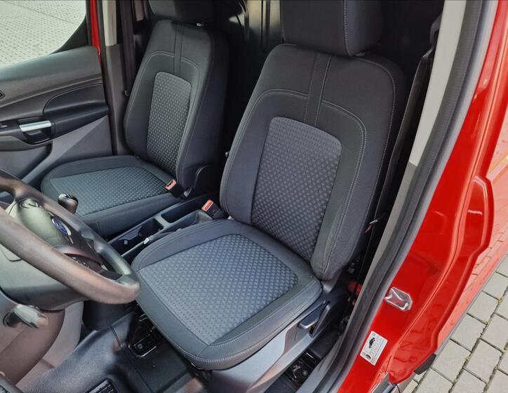 Ford Transit Connect 32