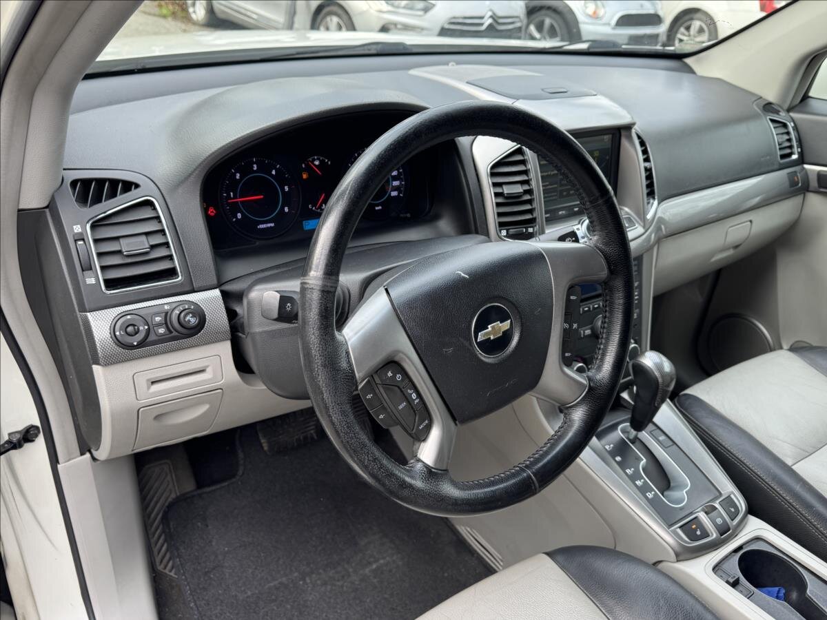 Chevrolet Captiva SUV 2,2 l 135 kw