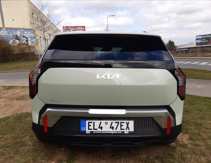 KIA EV3 SUV / Terénní 0,0 150 kw