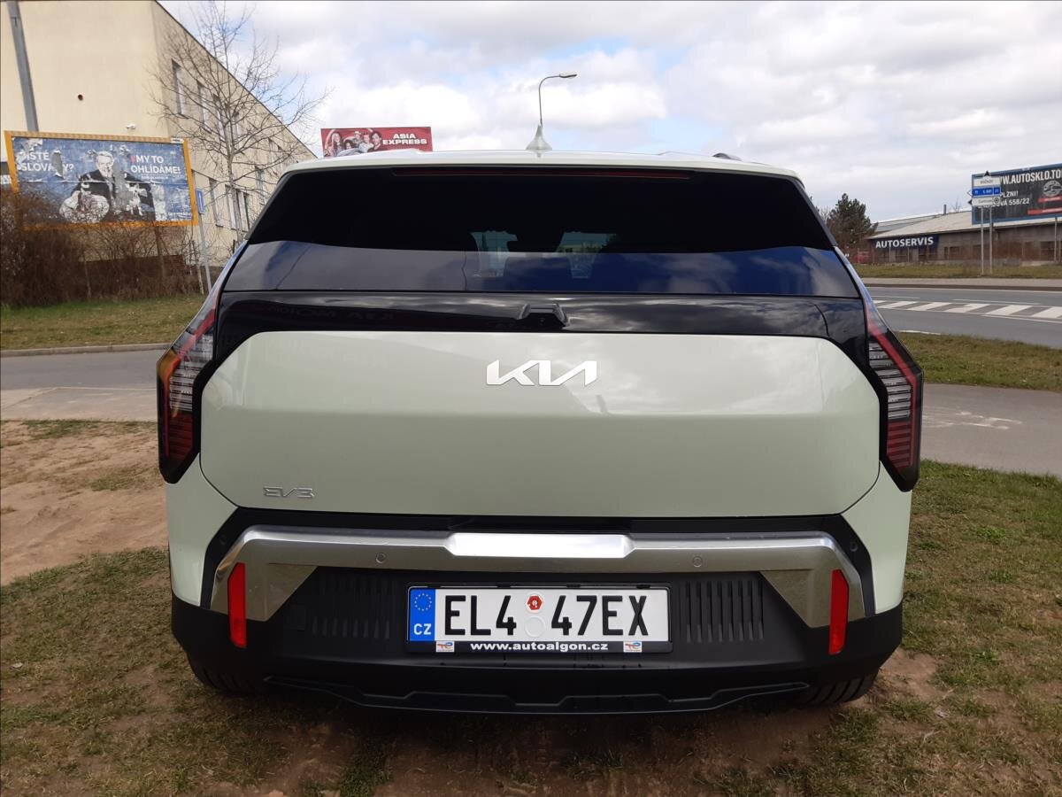 KIA EV3 SUV / Terénní 0,0 150 kw