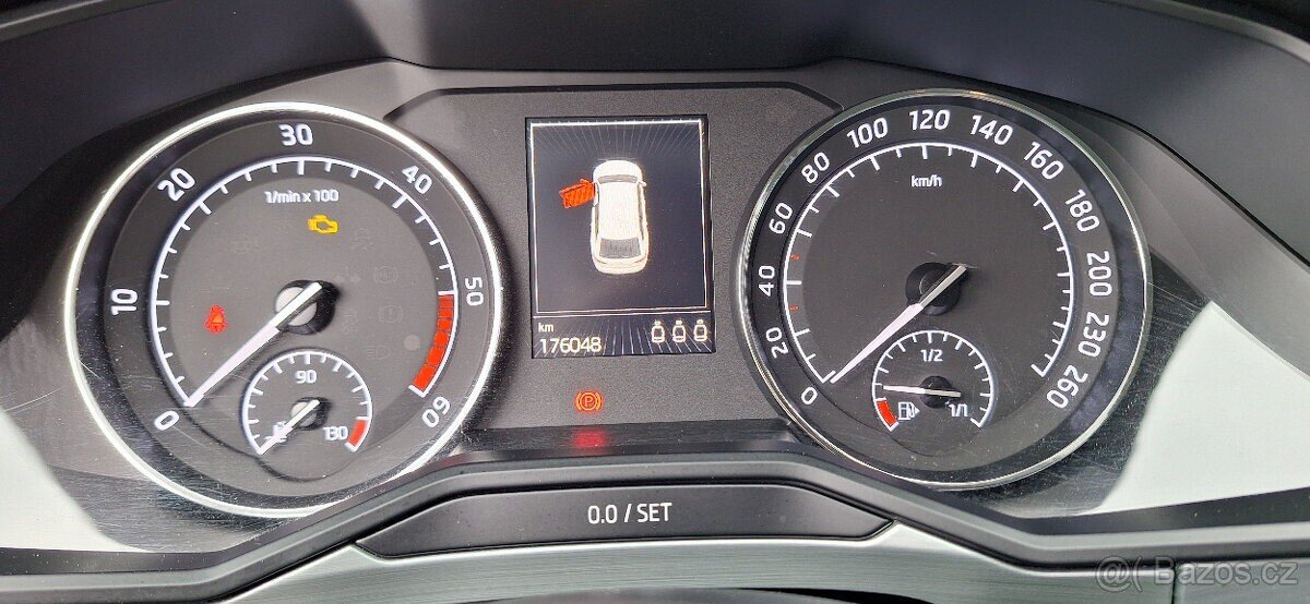 Škoda Superb Kombi 0,0 88 kw