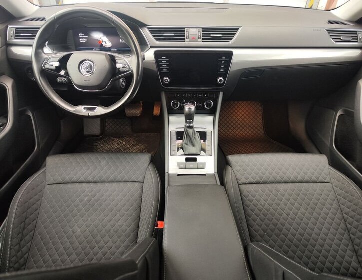 Škoda Superb Sedan 1,5 l 110 kw