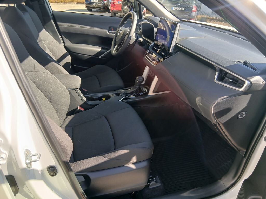 Toyota Corolla Cross SUV / Terénní 2,0 l 112 kw