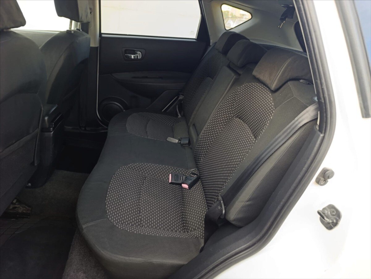 Nissan Qashqai SUV / Terénní 1,5 l 78 kw