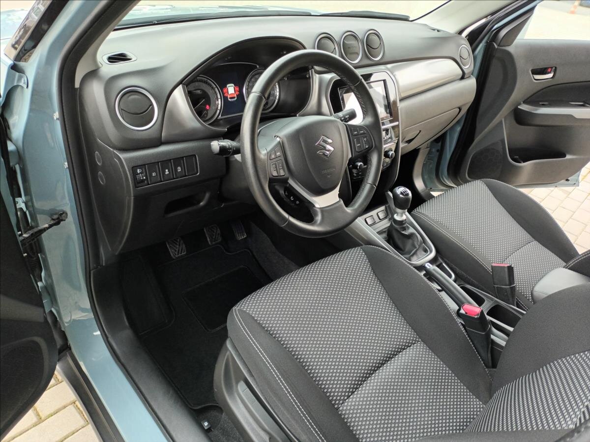 Suzuki Vitara SUV 1,4 l 103 kw