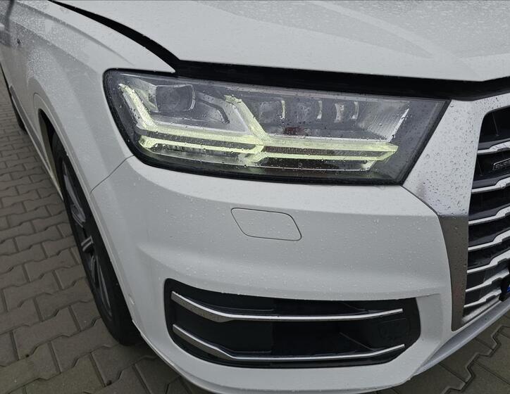 Audi Q7 41