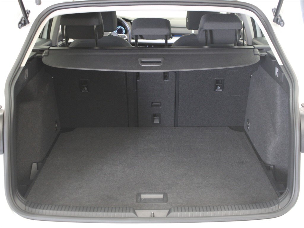 Volkswagen Golf Kombi 1,5 l 96 kw