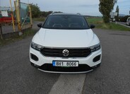 Volkswagen T-Roc 3