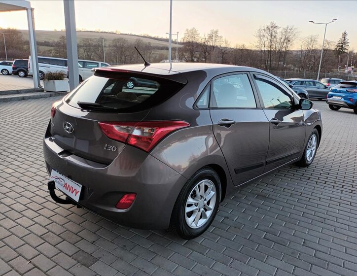 Hyundai i30 Hatchback 1,6 l 88 kw