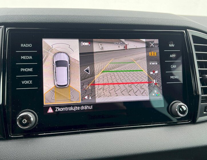 Škoda Karoq SUV / Terénní 1,5 l 110 kw