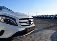 Mercedes-Benz GLA 13