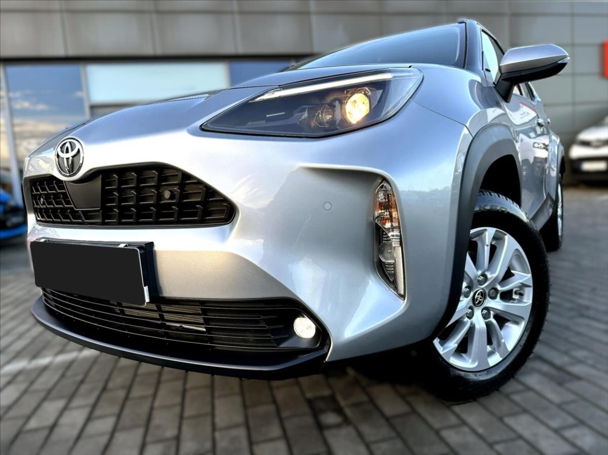 Toyota Yaris Cross SUV 1,5 l 85 kw