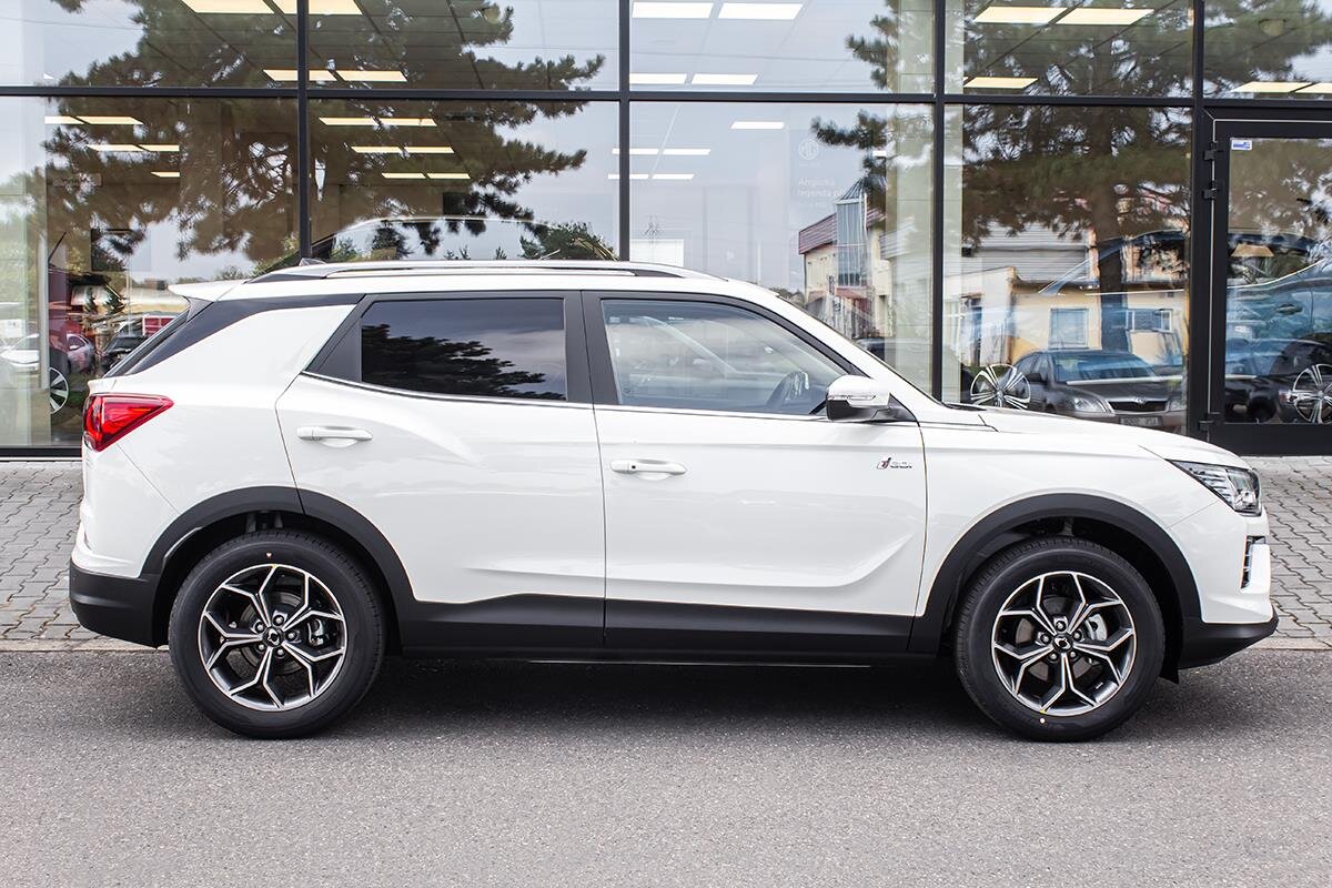 SsangYong Korando SUV / Terénní 1,5 l 120 kw