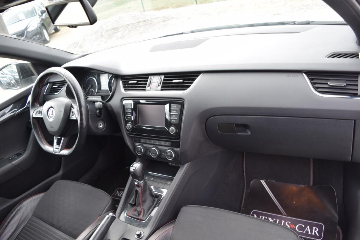 Škoda Octavia Sedan / Limuzína 2,0 l 135 kw