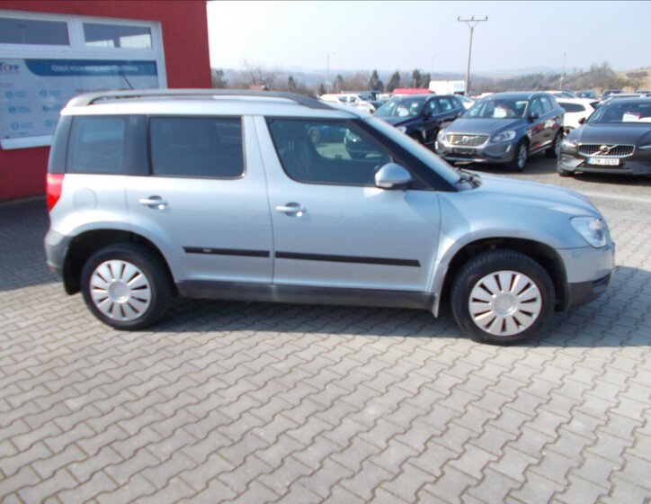 Škoda Yeti SUV / Terénní 1,2 l 77 kw