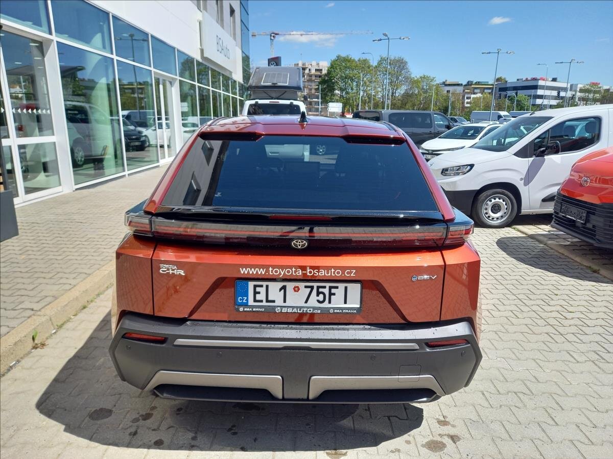 Toyota C-HR SUV / Terénní 0,0 160 kw