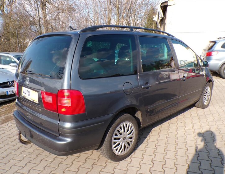 Seat Alhambra MPV 2,0 l 103 kw