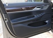 BMW Řada 7 Sedan / Limuzína 3,0 l 294 kw
