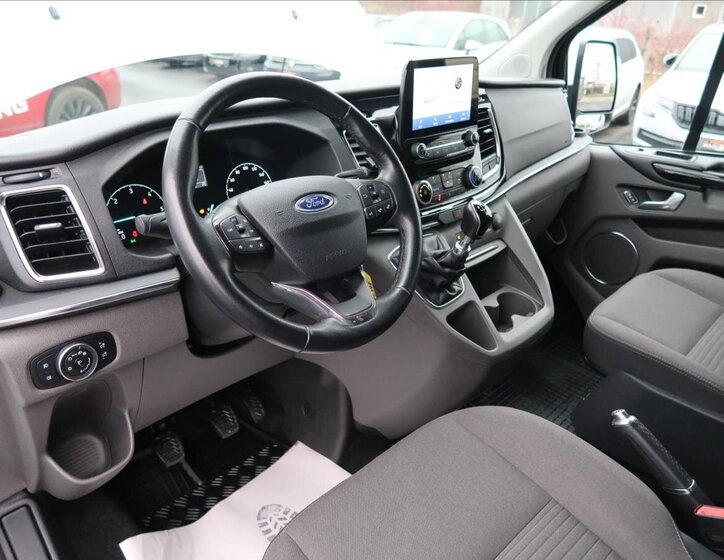 Ford Tourneo Custom Ostatní 2,0 l 96 kw