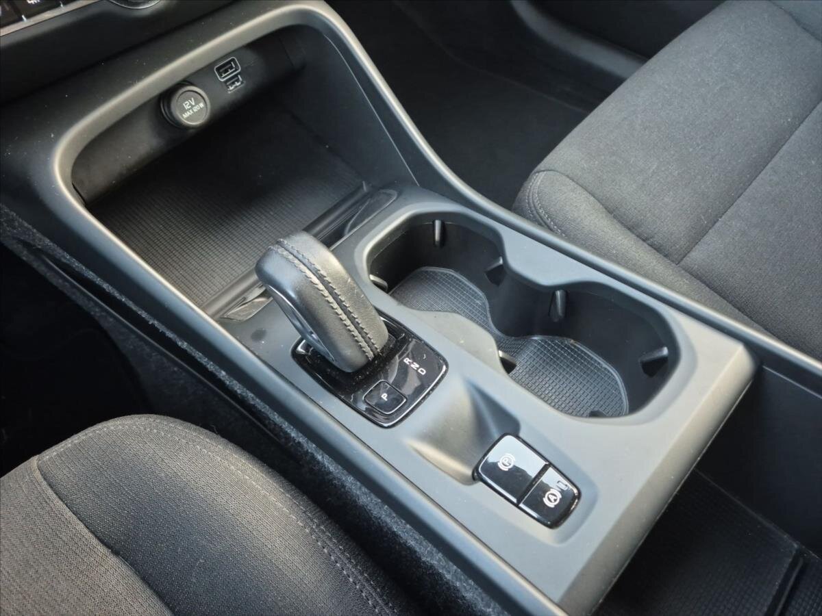Volvo XC40 SUV 1,5 l 120 kw