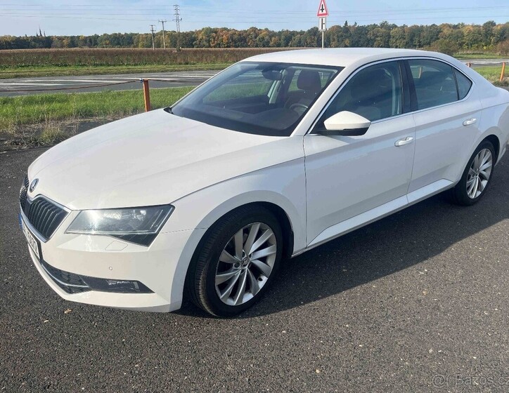 Škoda Superb 1