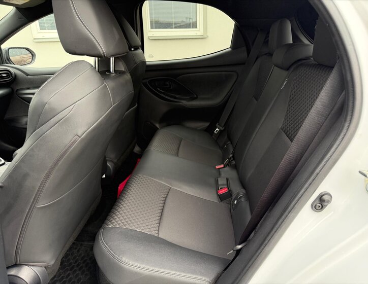 Toyota Yaris Hatchback 1,5 l 68 kw