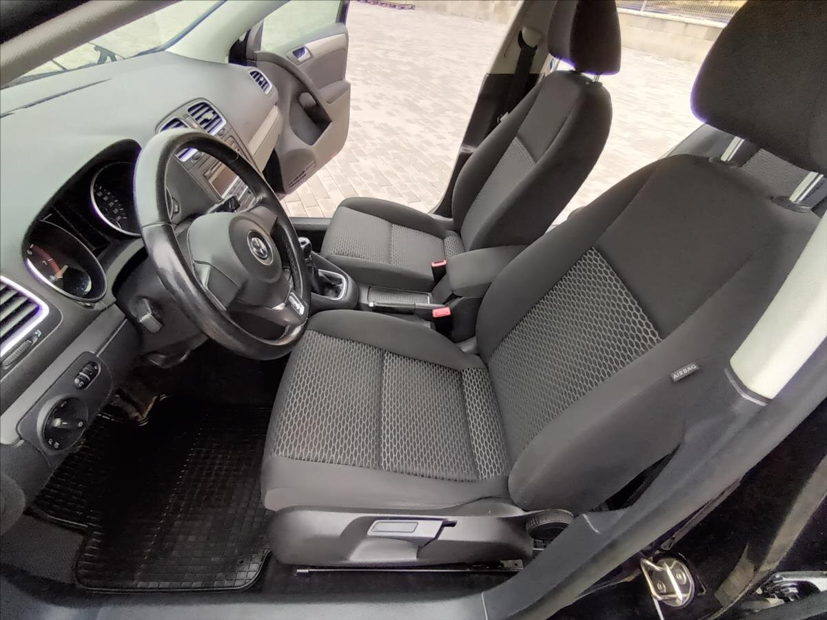 Volkswagen Golf Hatchback 1,2 l 77 kw