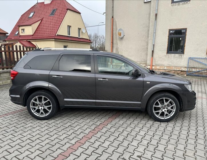 Fiat Freemont SUV / Terénní 2,0 l 125 kw