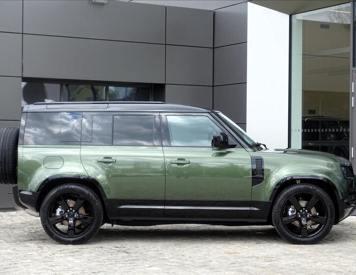 Land Rover Defender SUV / Terénní 3,0 l 183 kw
