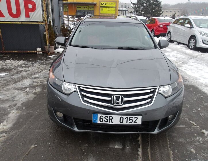 Honda Accord Kombi 2,2 l 110 kw