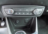 Opel Crossland X SUV 1,2 l 60 kw